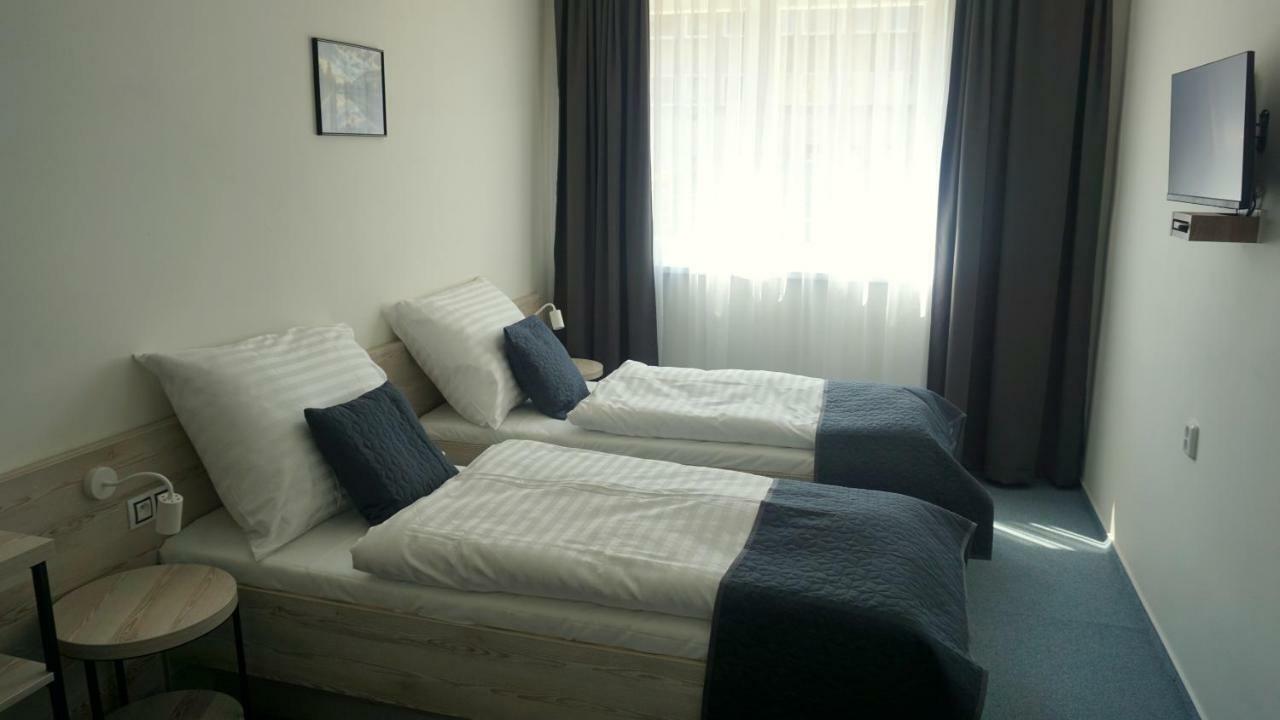 Hotel Metropol Cb 체스케부데요비체 외부 사진