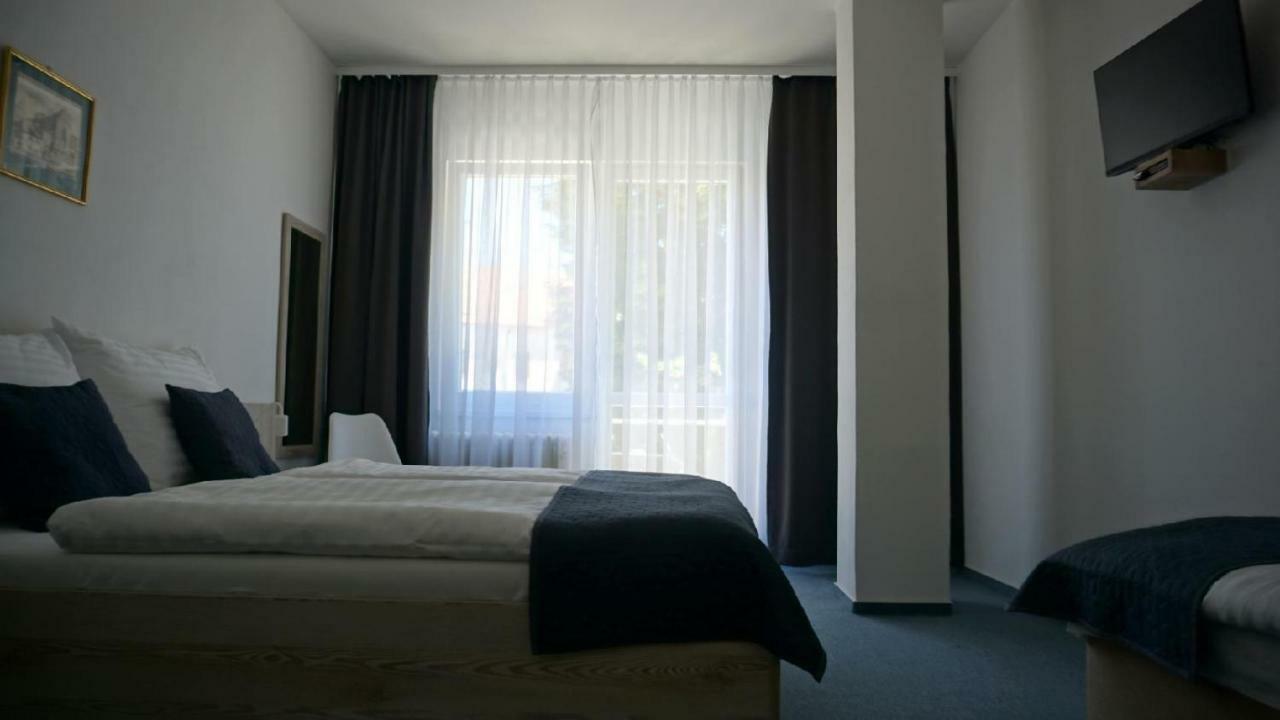 Hotel Metropol Cb 체스케부데요비체 외부 사진