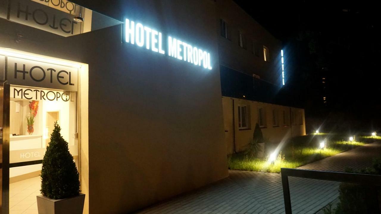 Hotel Metropol Cb 체스케부데요비체 외부 사진
