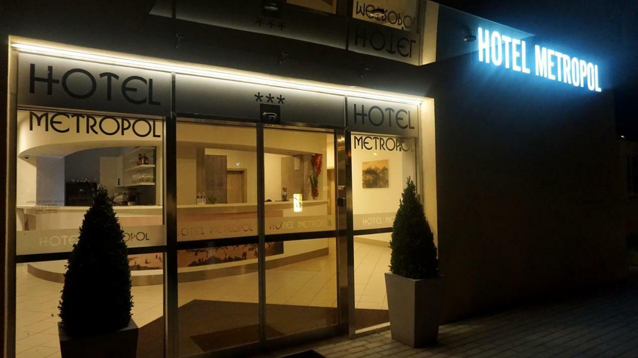 Hotel Metropol Cb 체스케부데요비체 외부 사진